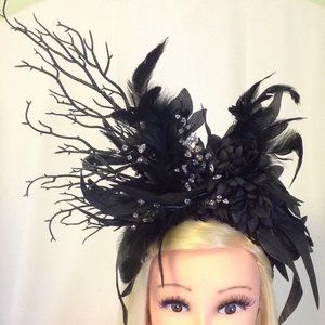 Black Fascinator, Derby Day, Goth wedding, Cosplay dress up.